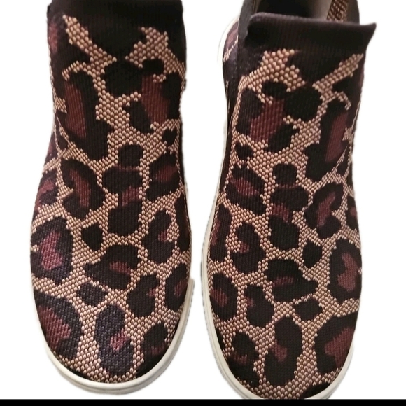 Rothy's Womens Animal Print Ankle Boot In Wildcat Size Print 5.5 - Picture 9 of 13